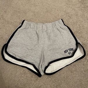 Brandy Melville grey new york sweatshorts